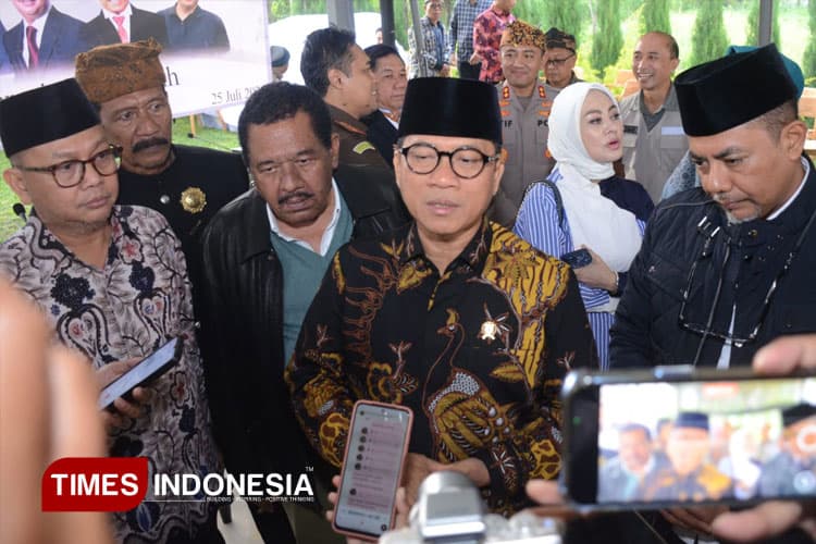 Mendes Yandri Susanto Ajak Semua Warga Desa Turut Sukseskan Program MBG